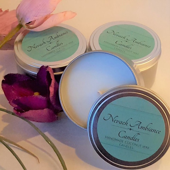 Hand-poured highly scented coconut wax candles 8oz - Picture 3 of 4